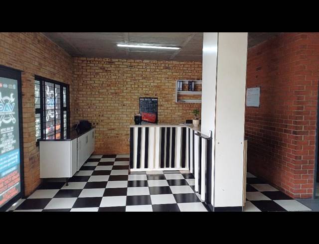 INDUSTRIAL PROPERTY TO RENT IN HENNOPSPARK